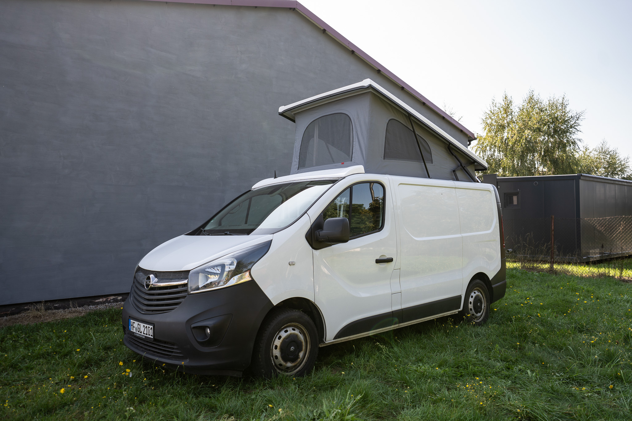 Opel Vivaro dach sypialny (1)