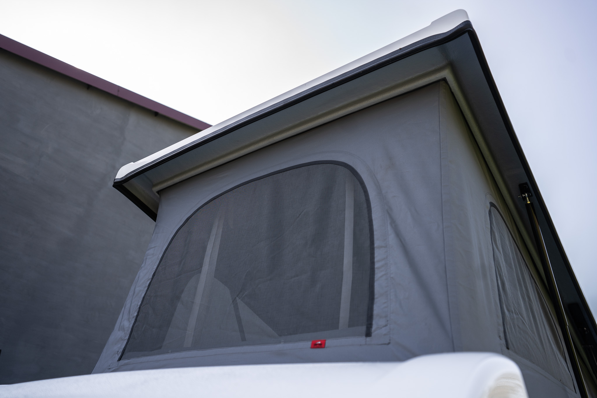 Opel Vivaro dach sypialny (1)