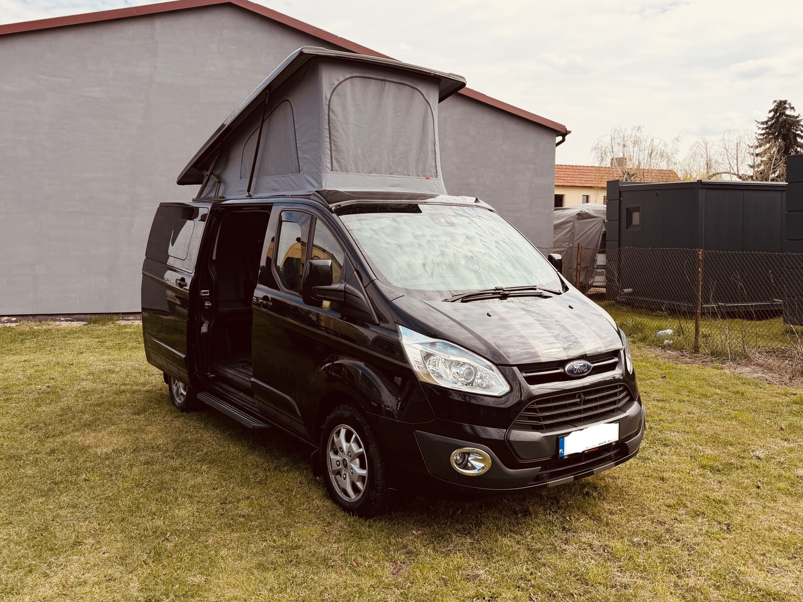 Ford Tansit Custom dach sypialny