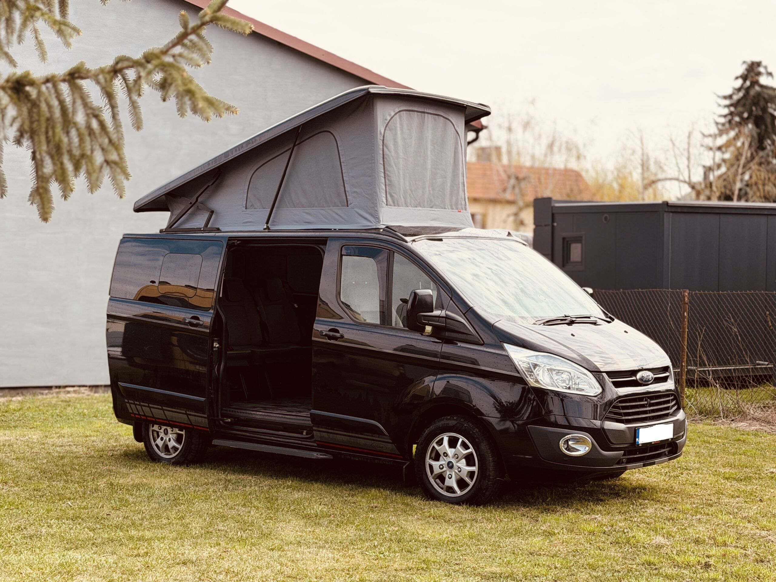 Ford Tansit Custom dach sypialny