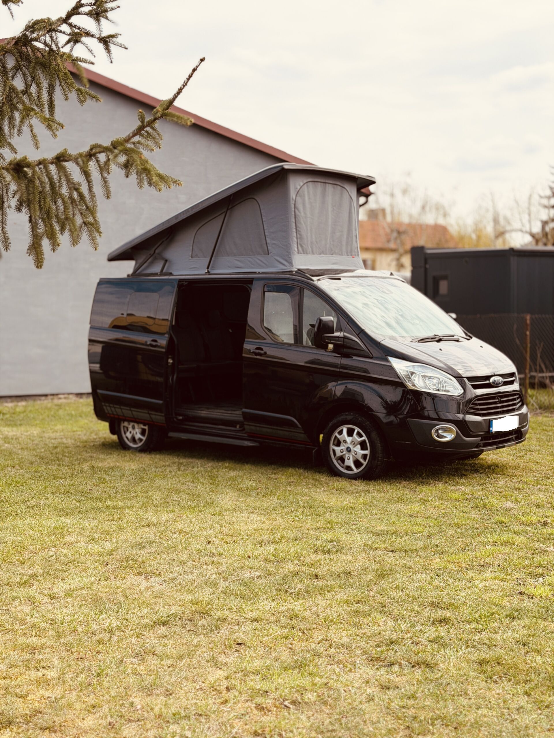 Ford Tansit Custom dach sypialny