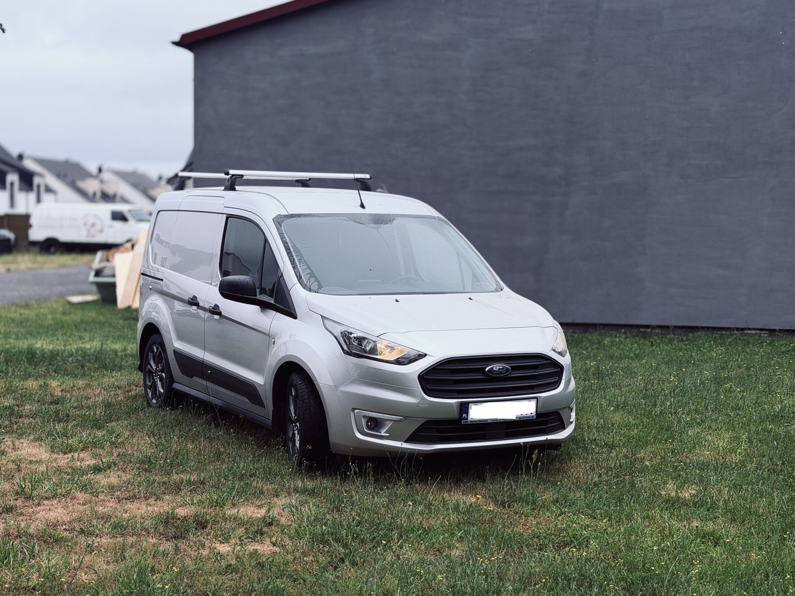 Ford Transit Connect zabudowa kamperowa