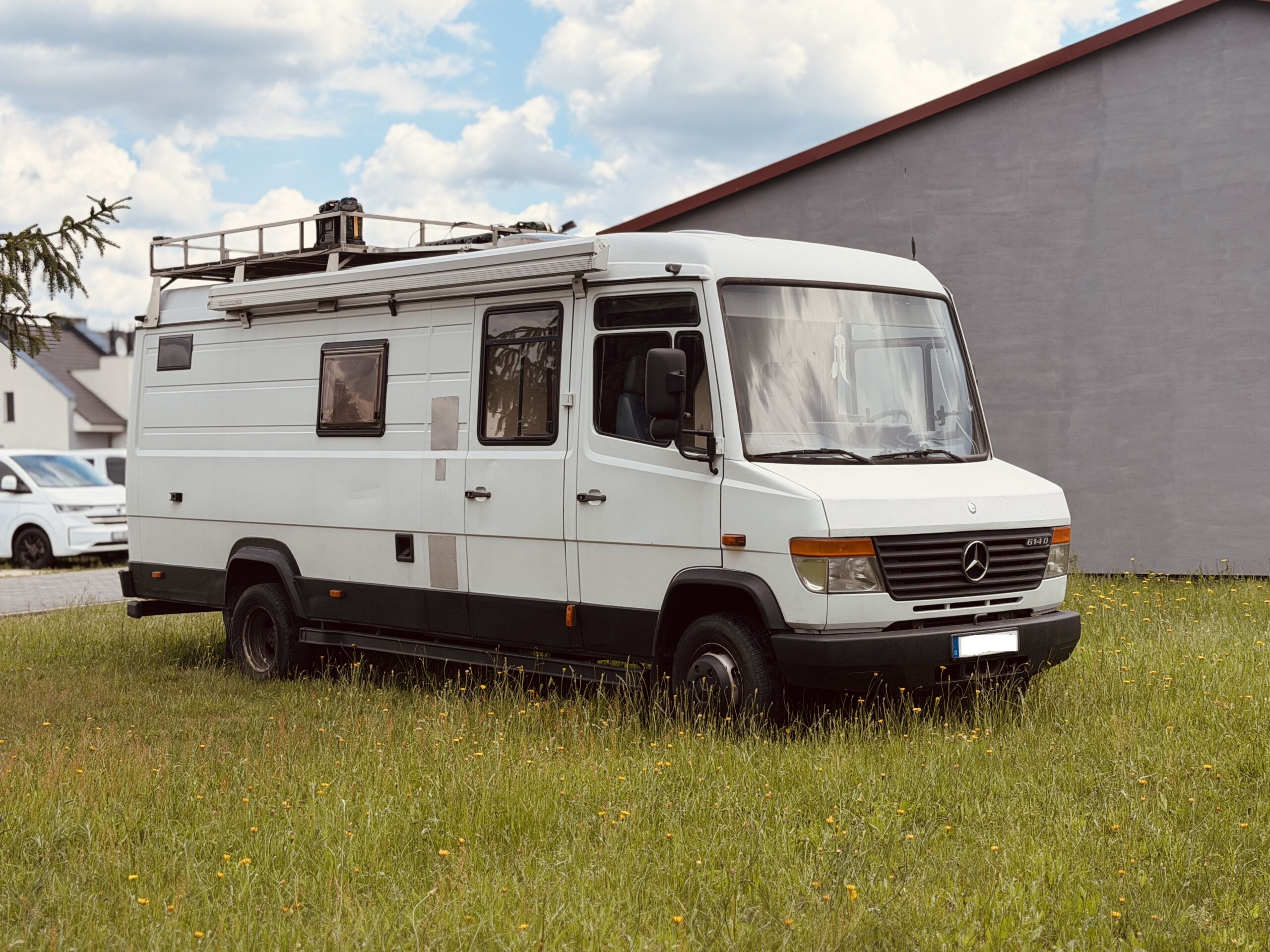 Mercedes Vario zabudowa meblowa