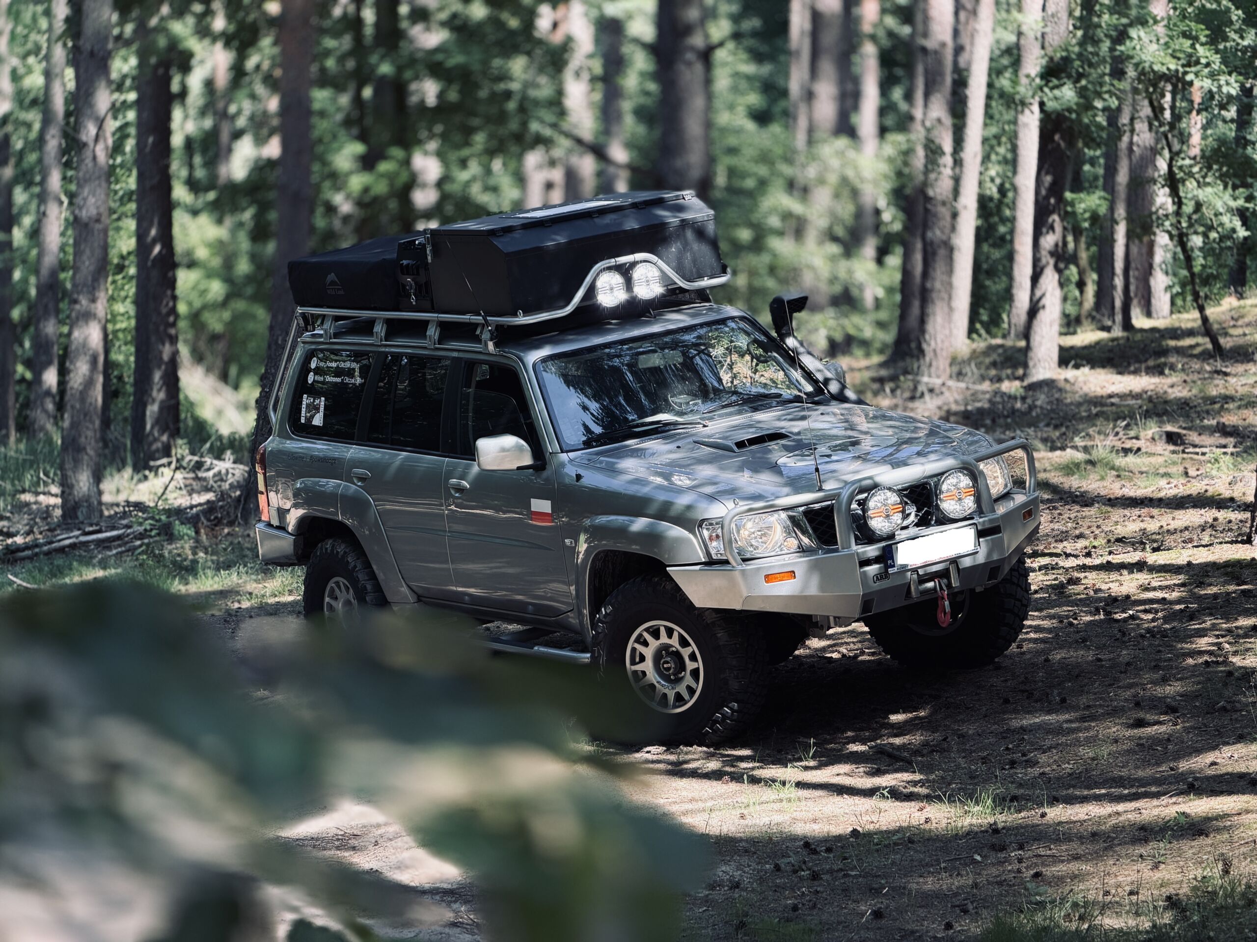 Nissan Patrol z zabudową offroadową