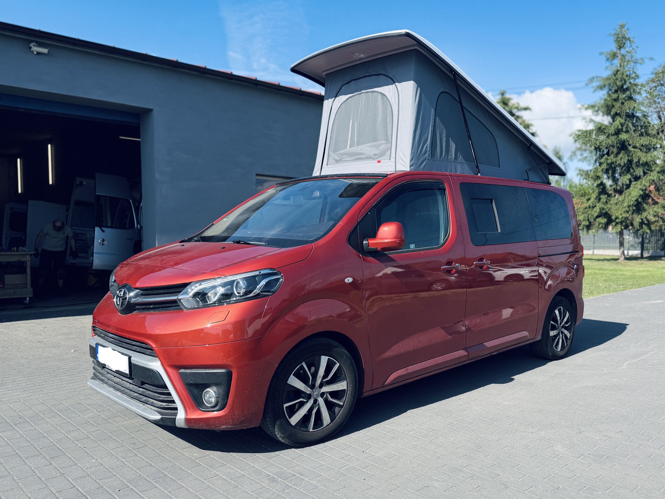 Toyota Proace dach sypialny